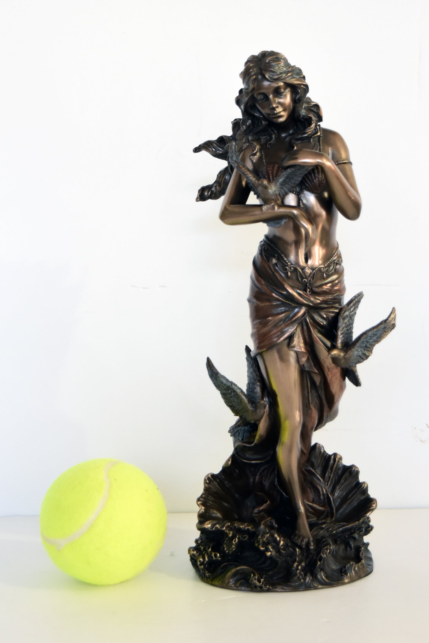 Aphrodite Venus – Greek Roman Goddess of Love, Beauty, Pleasure, Fertility, Desire and Procreation - Cold Cast Bronze Resin