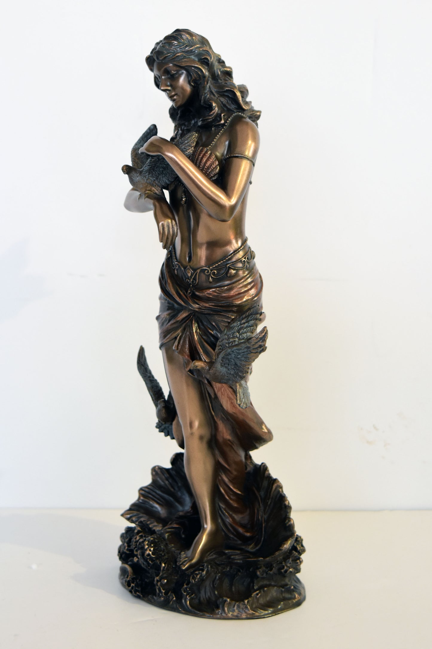 Aphrodite Venus – Greek Roman Goddess of Love, Beauty, Pleasure, Fertility, Desire and Procreation - Cold Cast Bronze Resin