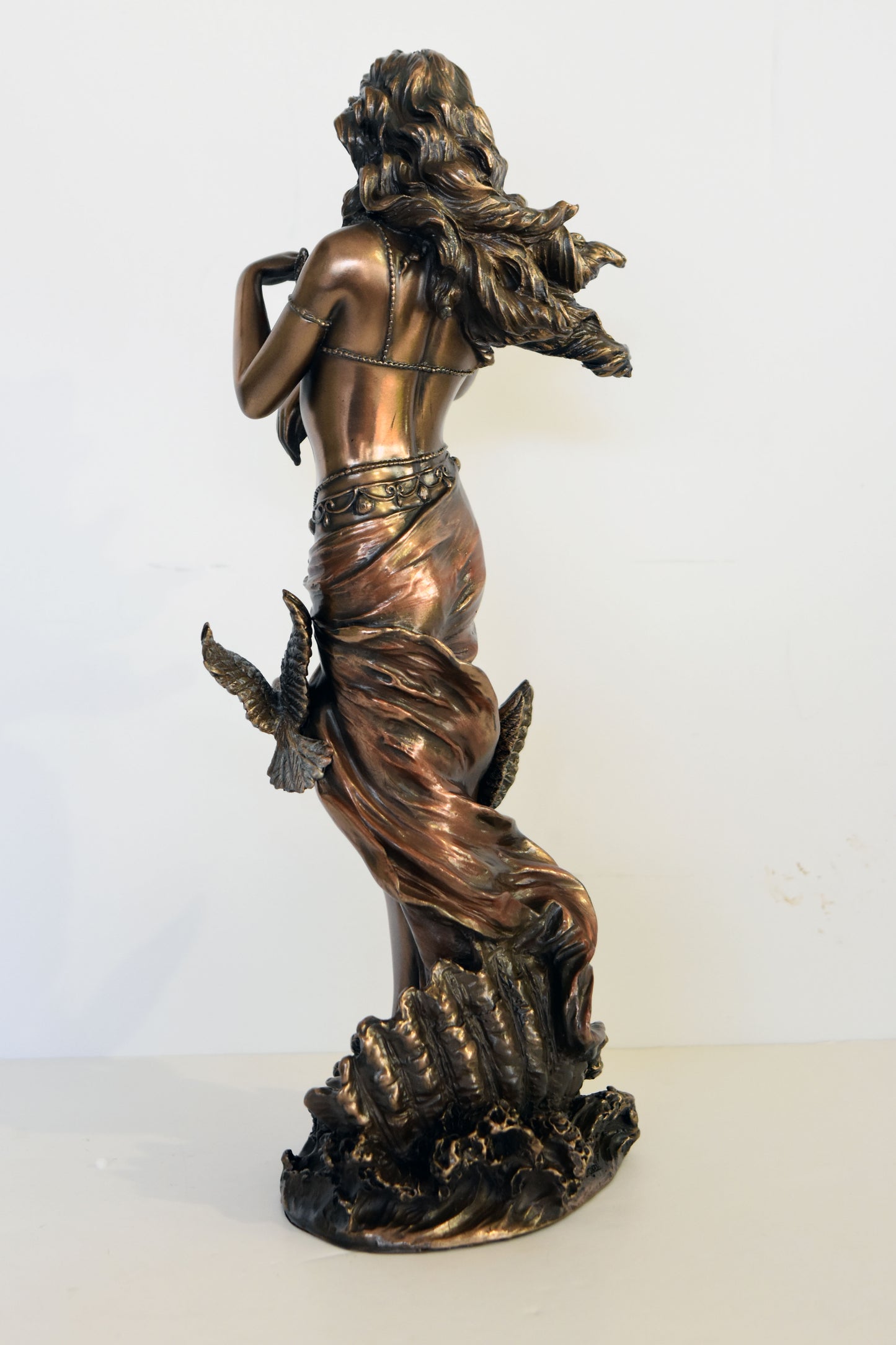 Aphrodite Venus – Greek Roman Goddess of Love, Beauty, Pleasure, Fertility, Desire and Procreation - Cold Cast Bronze Resin