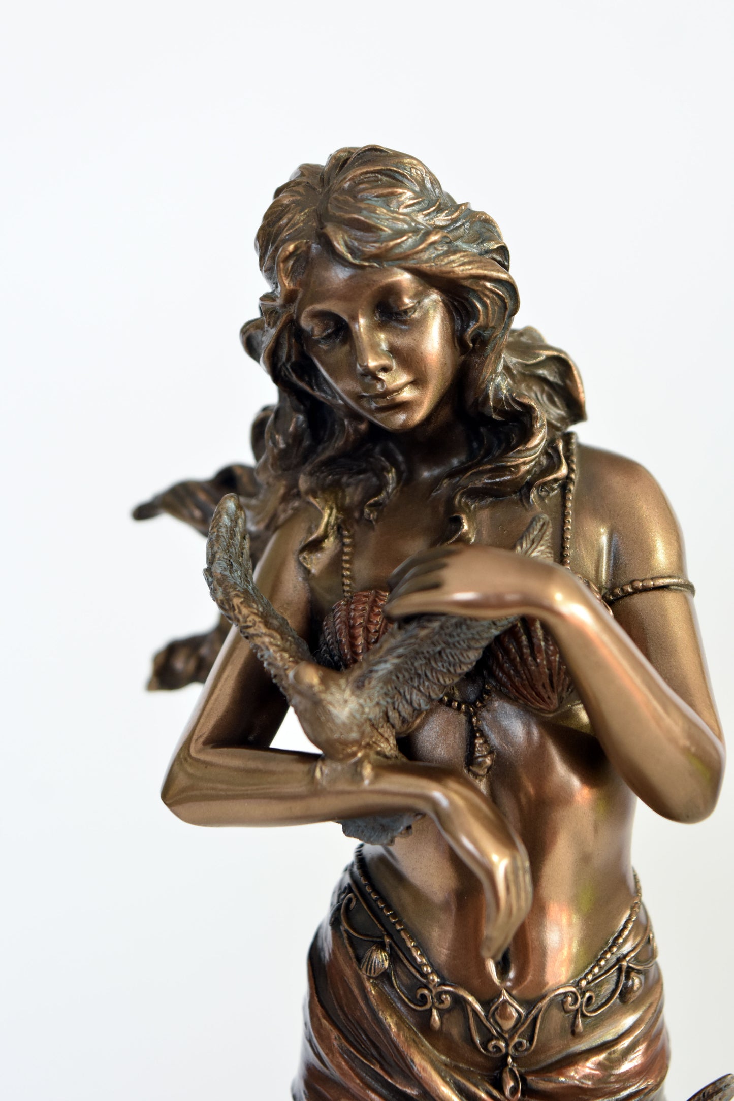 Aphrodite Venus – Greek Roman Goddess of Love, Beauty, Pleasure, Fertility, Desire and Procreation - Cold Cast Bronze Resin