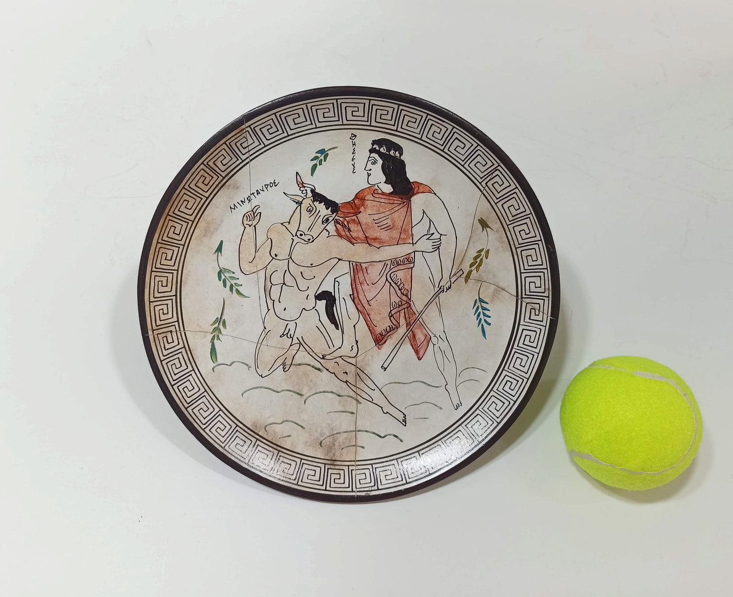 Theseus and the Minotaur - Fight in the Labyrinth of Crete - Hero against Beast- Crackle Look - Ceramic plate - Handmade