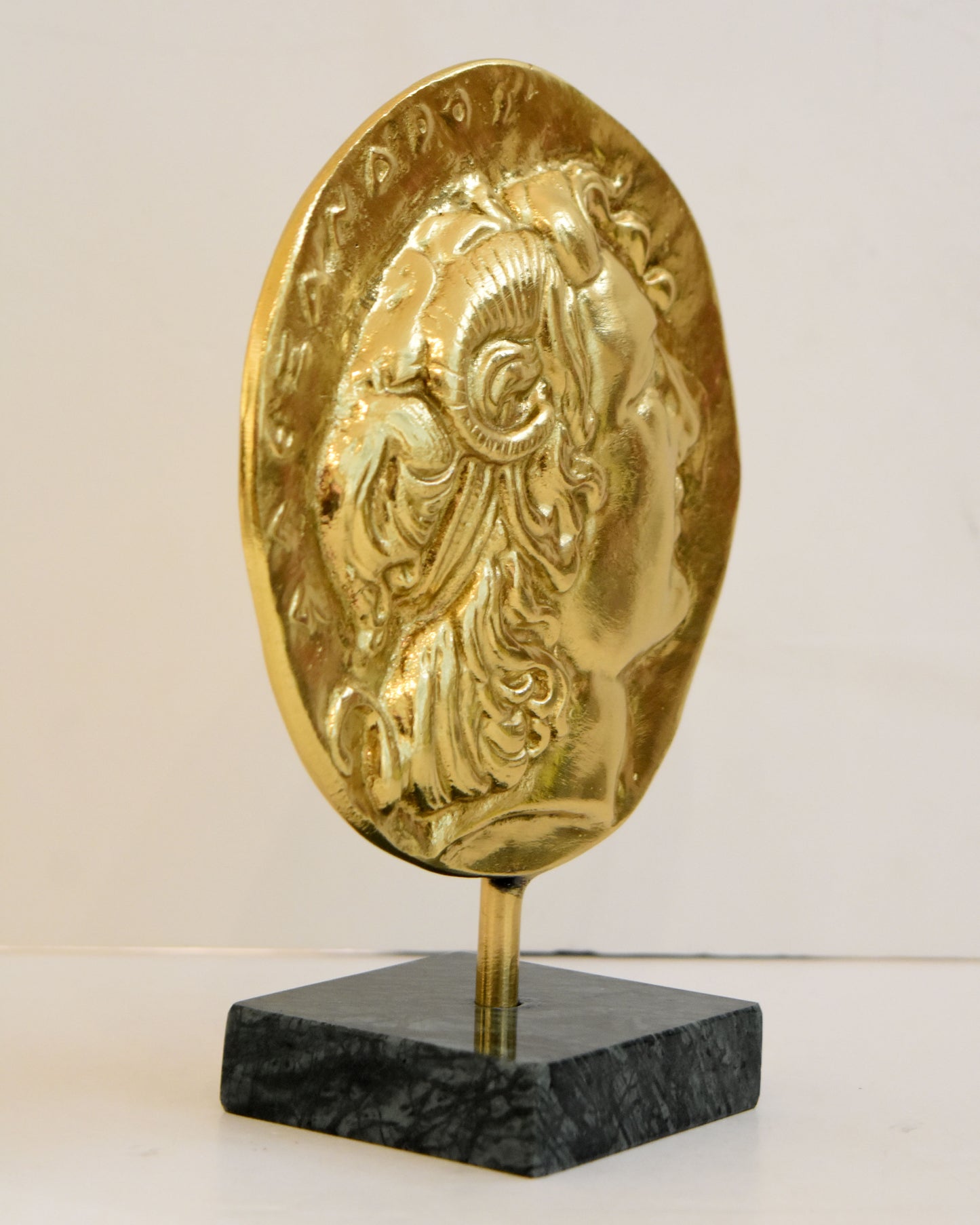 Ancient Greek Macedonian Shield - Alexander the Great - Marble Base - Museum Replica - Pure Bronze Sculpture