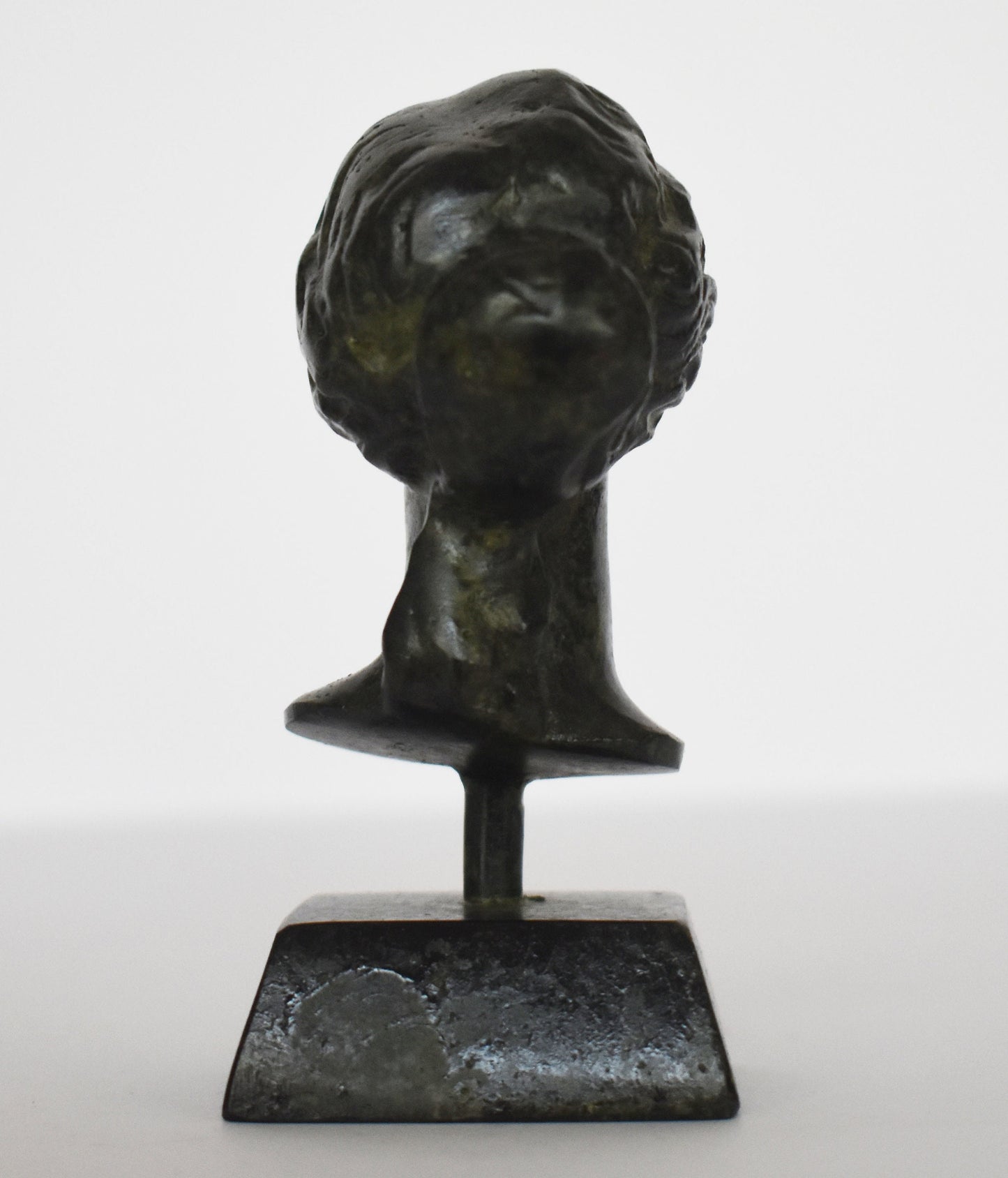 Aphrodite Venus bust - Greek Roman Goddess of love - pure bronze statue