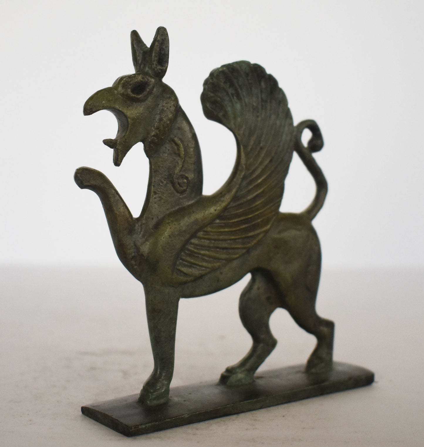 Griffin - marble base - Ancient Greek legendary creature - Museum Replica - pure Bronze Sculpture