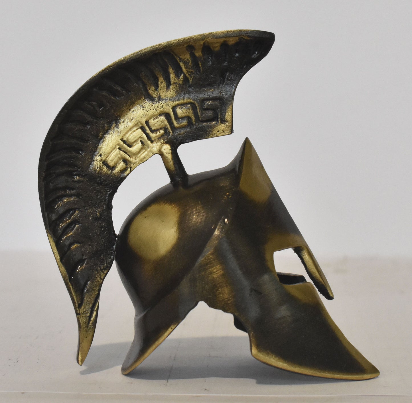 Leonida's Helmet - King of Sparta - Battle of Thermopylae - 300 Spartans - pure bronze statue