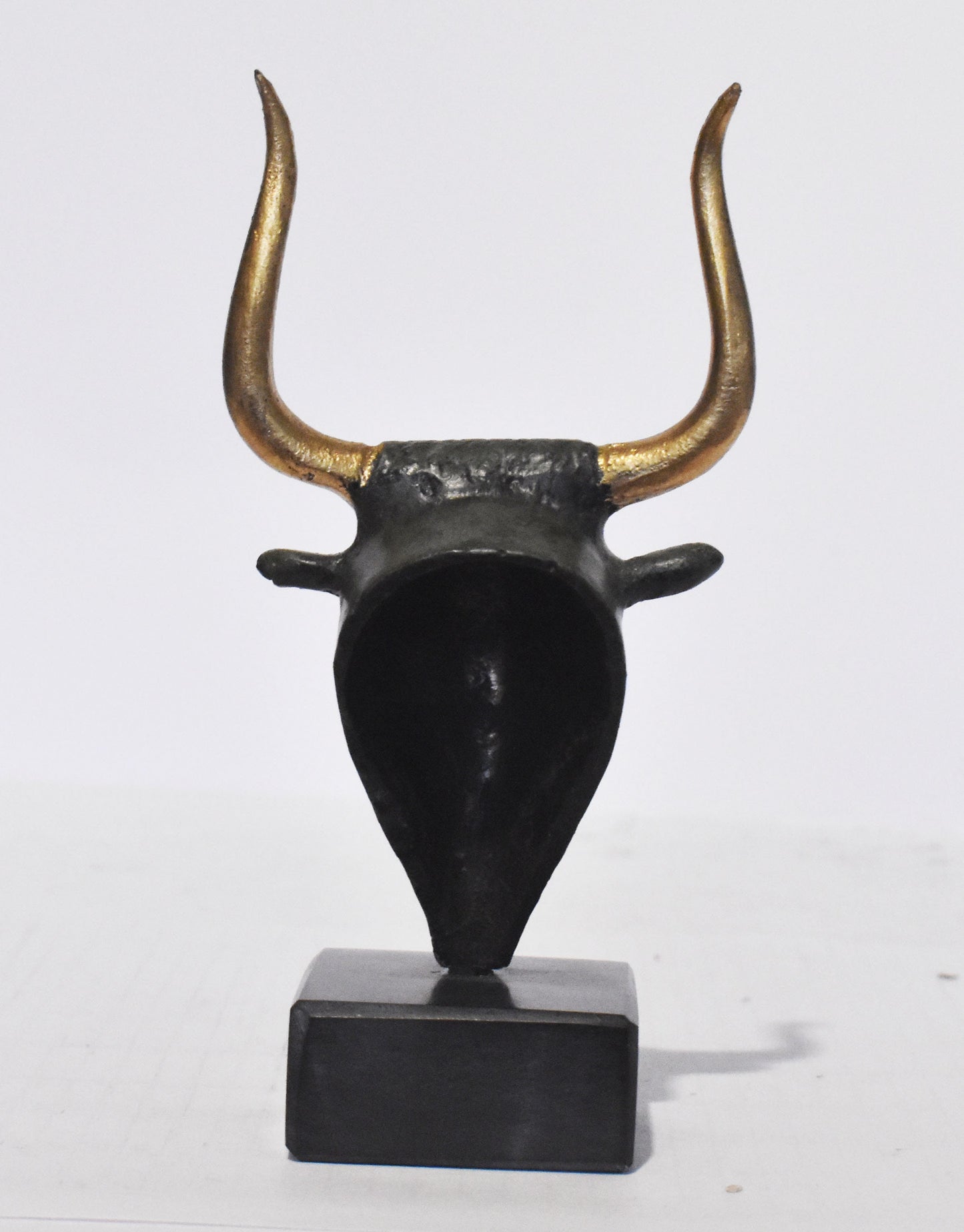 Minoan Bull Small Head - Sacred Animal - Art, Knossos Palace - marble base - pure bronze statue