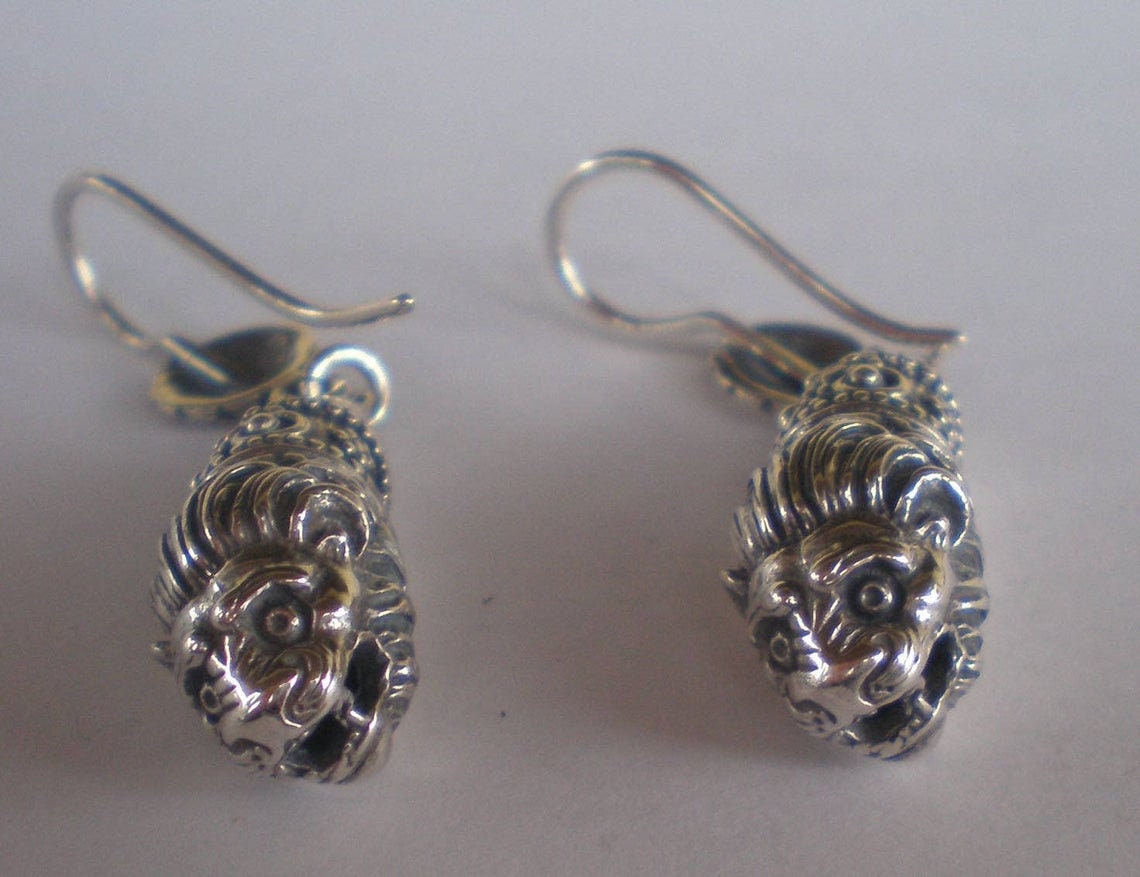 Lions Head Silver Earrings - Symbol of royalty outlet dignity courage strength - Ancient Greece