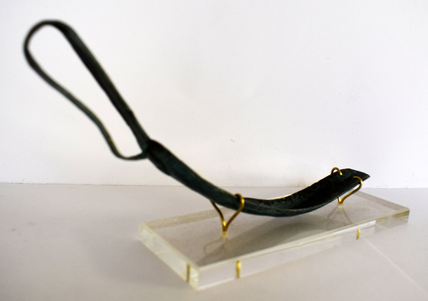Strigil Stlengis - Ancient Athlete's Equipment - Dust, Sweat and Oil Remover - Plexiglass Base - pure bronze artifact