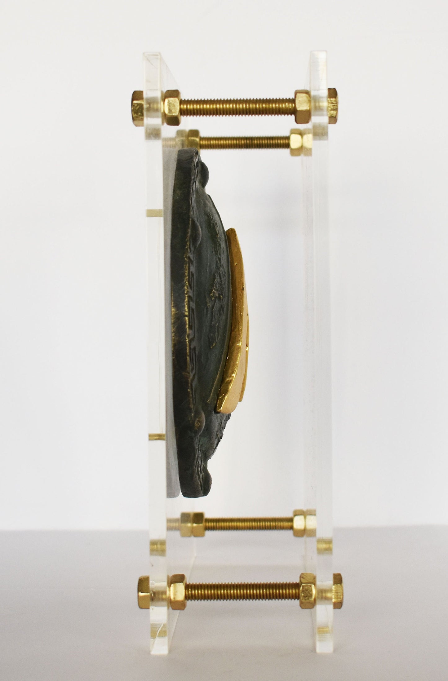 Leonidas Shield - Letter Λ, Meander Design - 480 BC, Battle of Thermopylae - 300 Spartans - Plexiglass Base - pure Bronze Sculpture