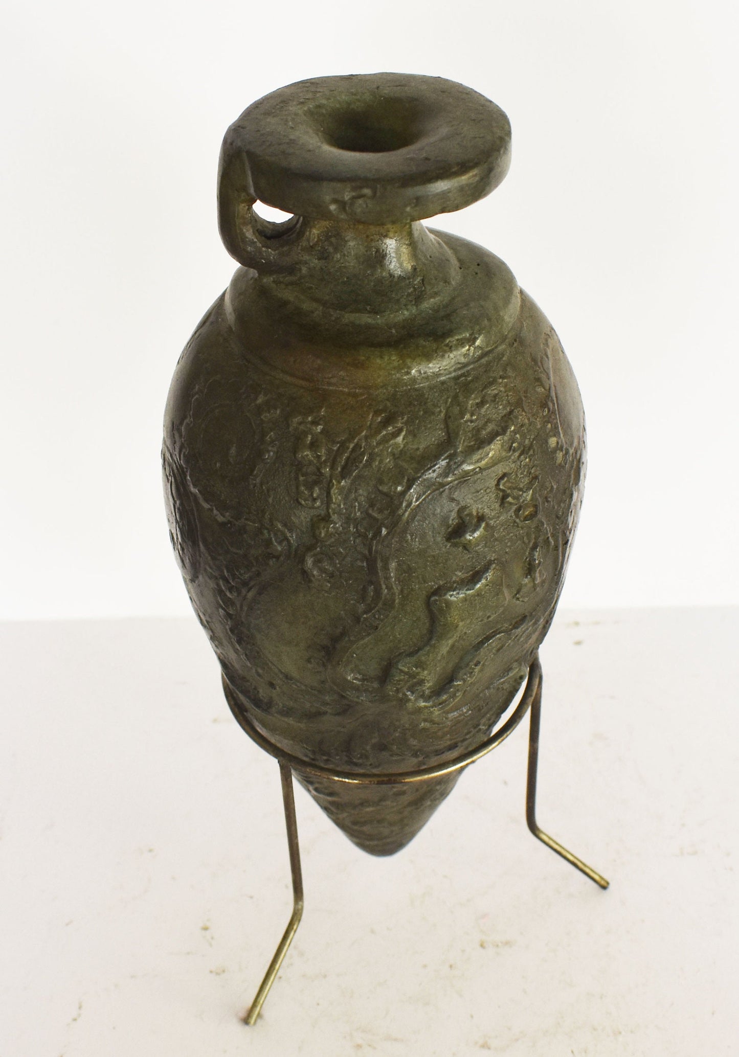 Rhyton vase with octopus design - Minoan Period - Ancient Greece - pure bronze artifact