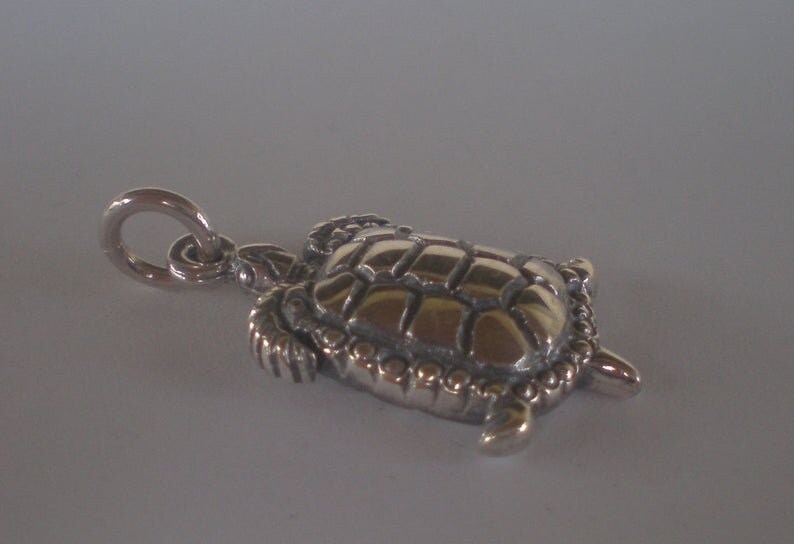 Sea Turtle - Ancient Greek Symbol of Longevity, Protection, Stability - Pendant - 925 Sterling Silver