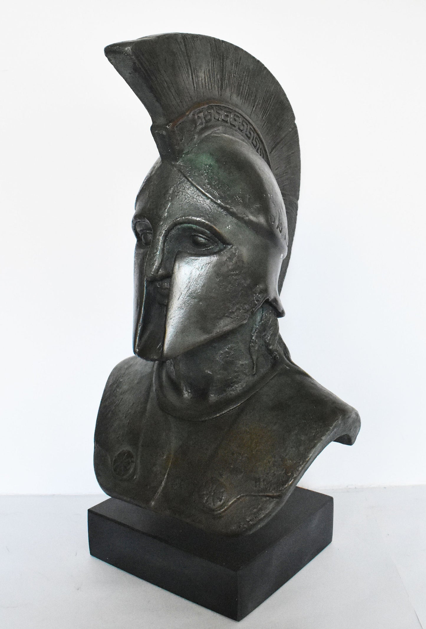 Leonidas - Spartan King - Leader of 300 - Battle of Thermopylae - 480 BC - Marble Base - Head Bust- Bronze Colour Effect