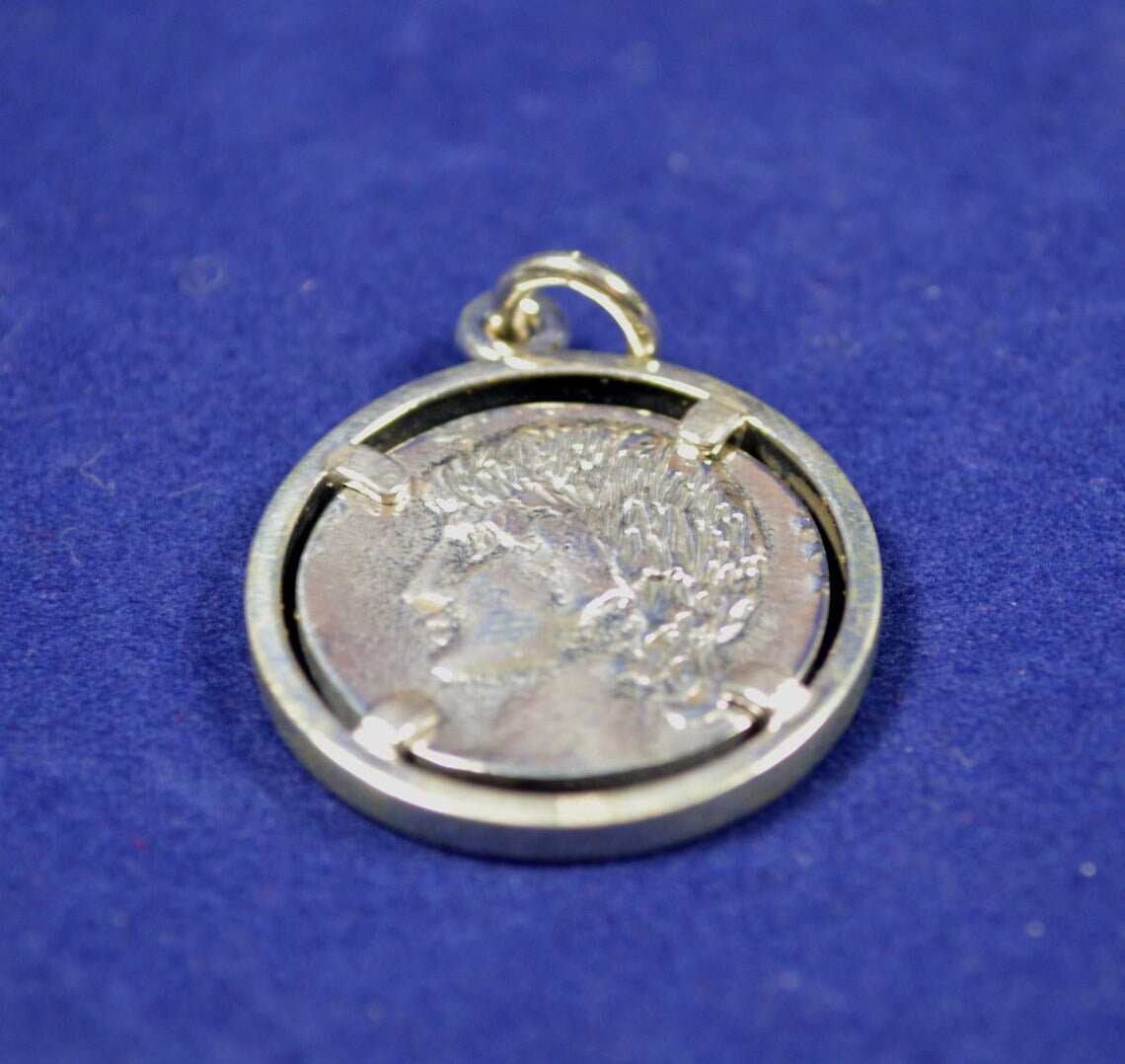 Antinous and Hadrian - An Ancient Love Story over the Centuries - Twosided wreathed Medallion - Pendant - 925 Sterling Silver