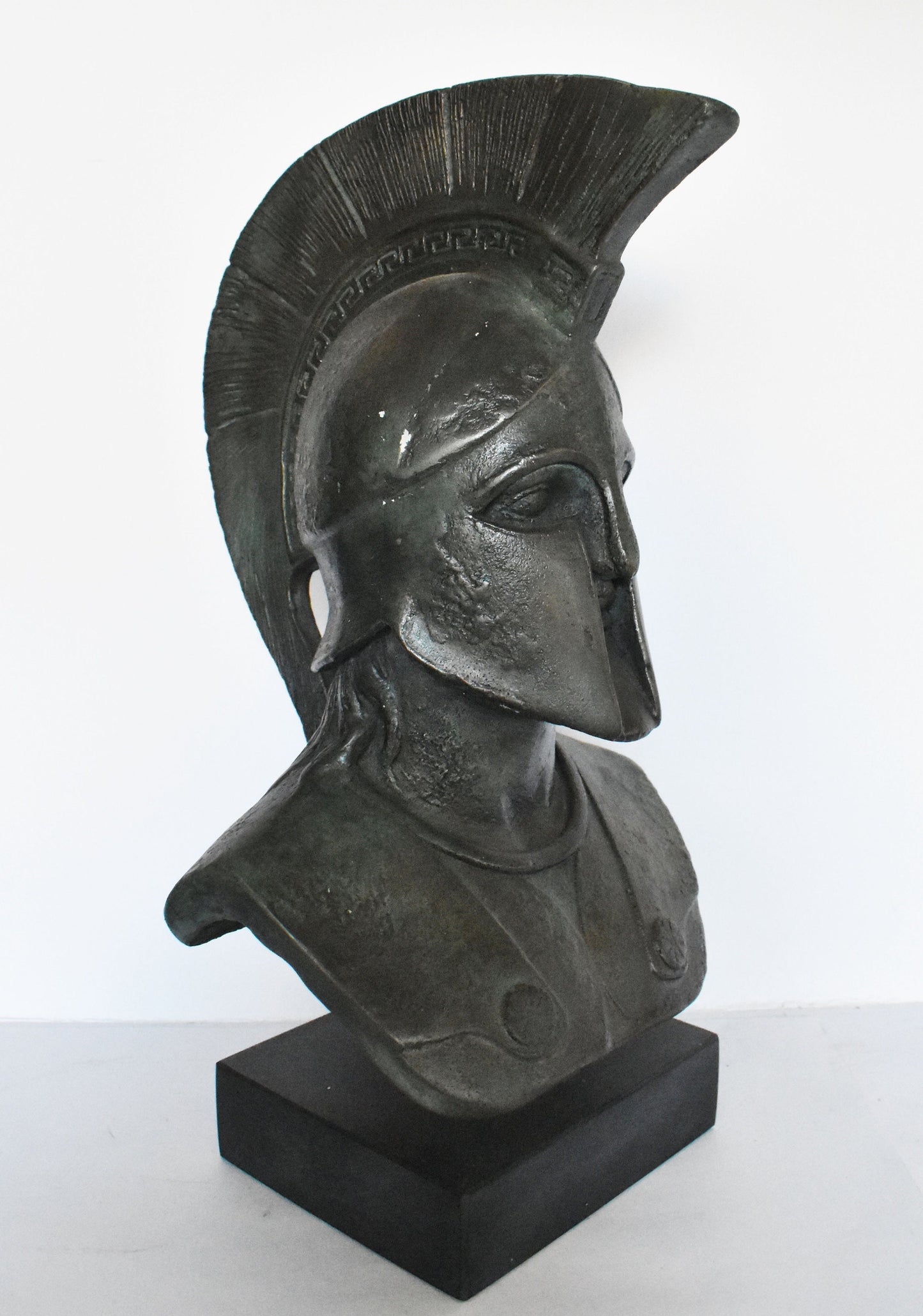 Leonidas - Spartan King - Leader of 300 - Battle of Thermopylae - 480 BC - Marble Base - Head Bust- Bronze Colour Effect