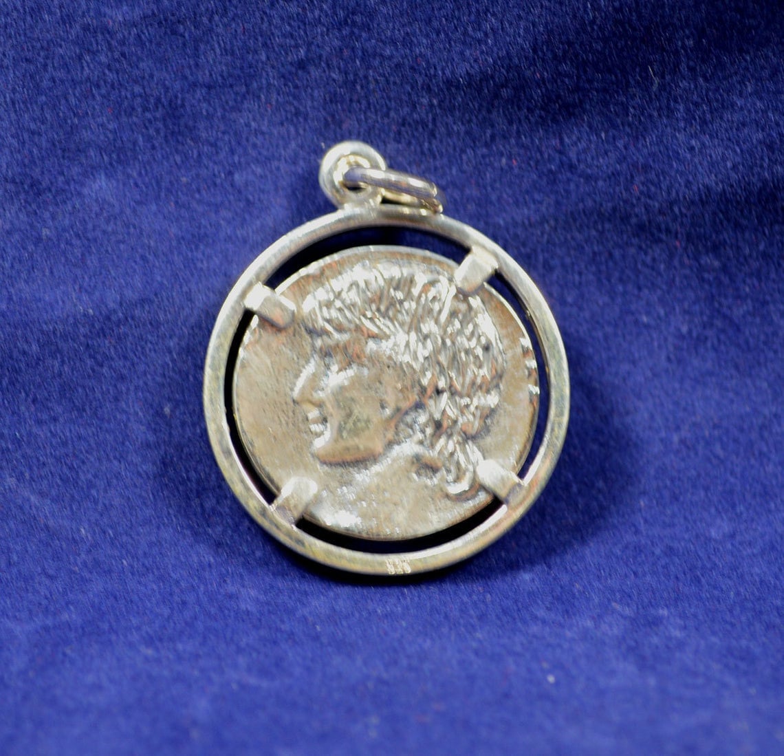 Antinous and Hadrian - An Ancient Love Story over the Centuries - Twosided wreathed Medallion - Pendant - 925 Sterling Silver