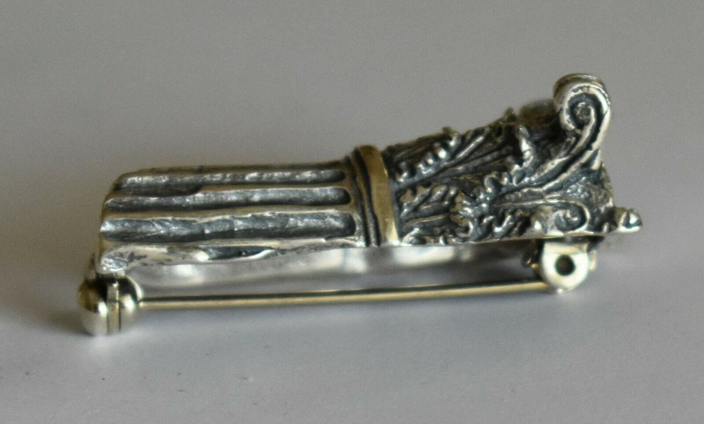 Corinthian Order - Column - Top Part - Acanthus Leaves and Scrolls - Ancient Greek architecture - Brooch Pin - 925 Sterling Silver