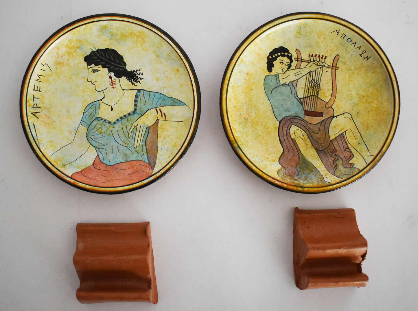 Set of two Plates - Apollo and Artemis Diana - Classic Period - Attica - Athens - 450 BC - Desk Miniatures - Ceramic Items