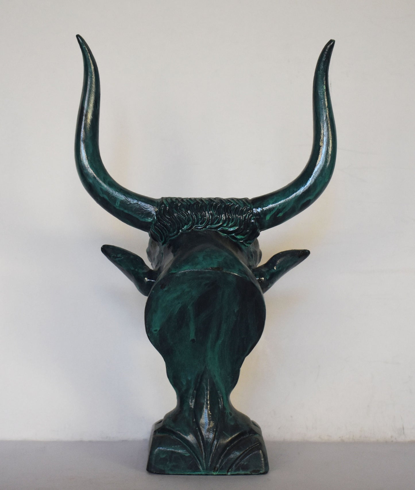 Minoan Bull Head - Knossos - Crete - Symbol of Cosmic Energy, Forces of Life and Death, Pillars of the universe - Bronze Colour Effect
