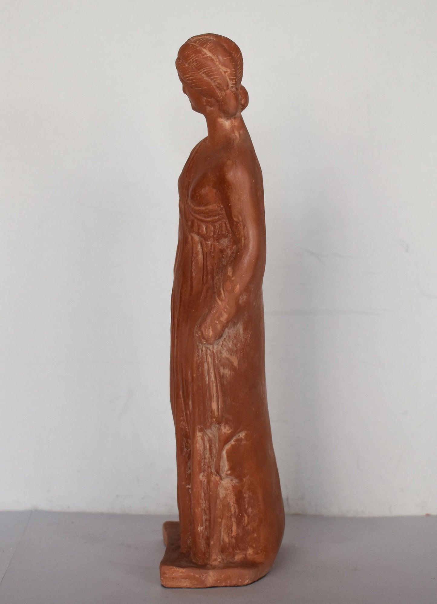 Tanagra Figurine - Votive Offering - Representations of Women and Girls in everyday Life - Museum Reproduction - Ceramic Artifact