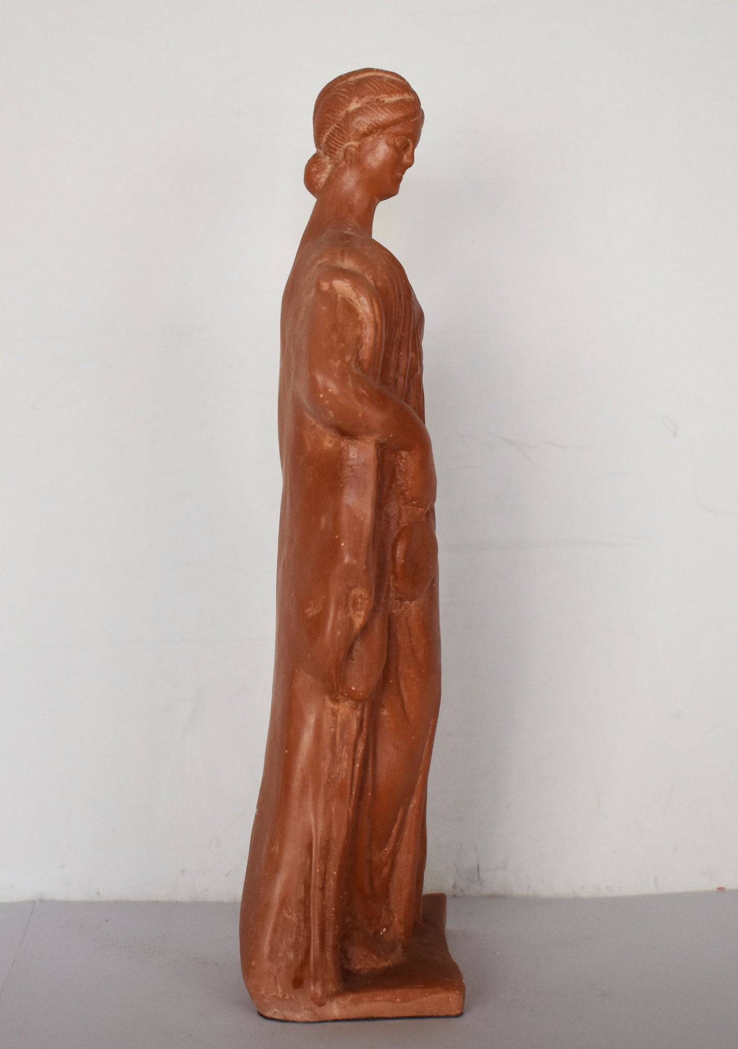 Tanagra Figurine - Votive Offering - Representations of Women and Girls in everyday Life - Museum Reproduction - Ceramic Artifact