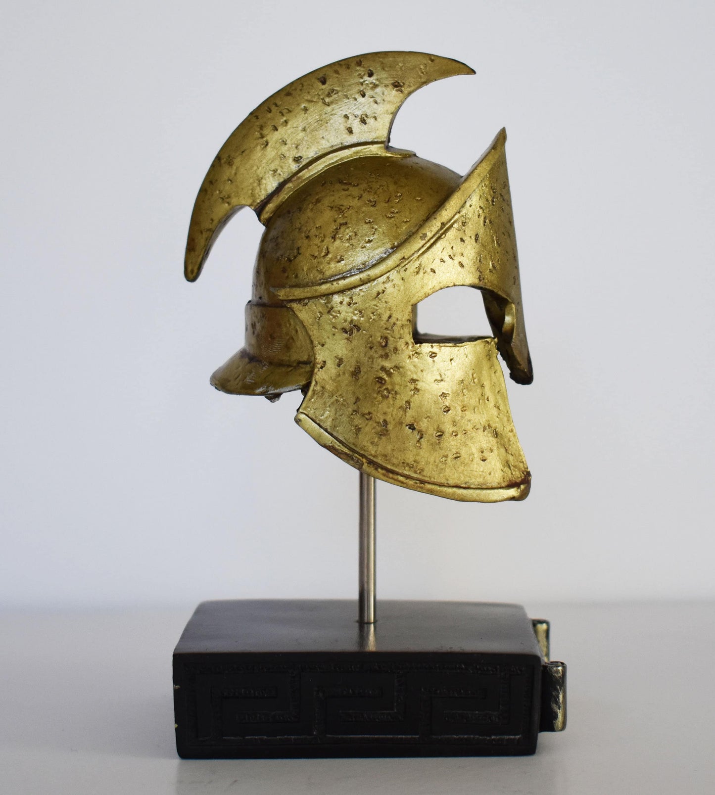 Ancient Greek Spartan Corinthian Helmet - Physical Battle Protection - Fight, War - Museum Reproduction - Polyresin Statue