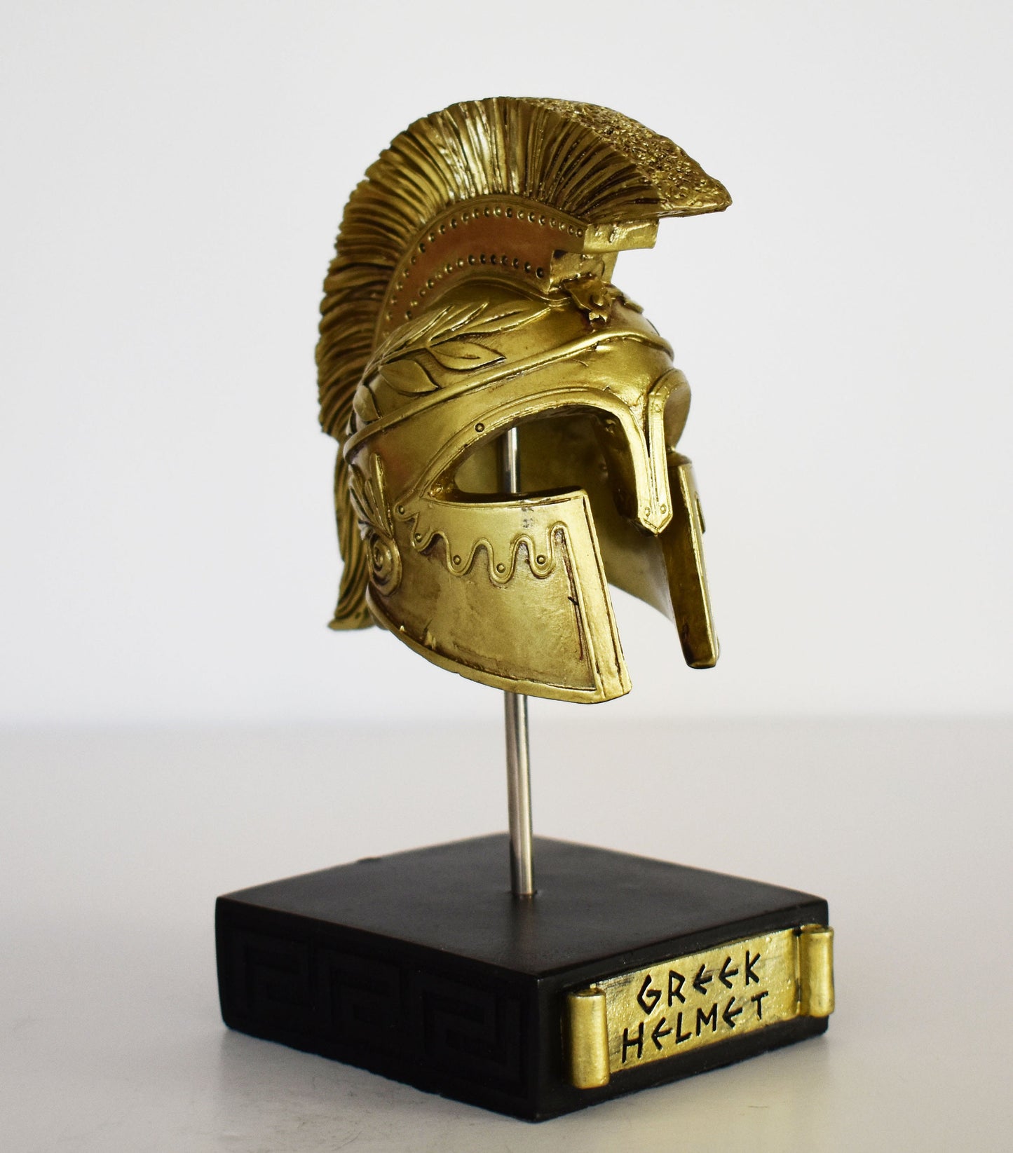 Ancient Greek Spartan Corinthian Helmet -  Physical Battle Protection - Classic Period - Museum Reproduction - Polyresin Statue