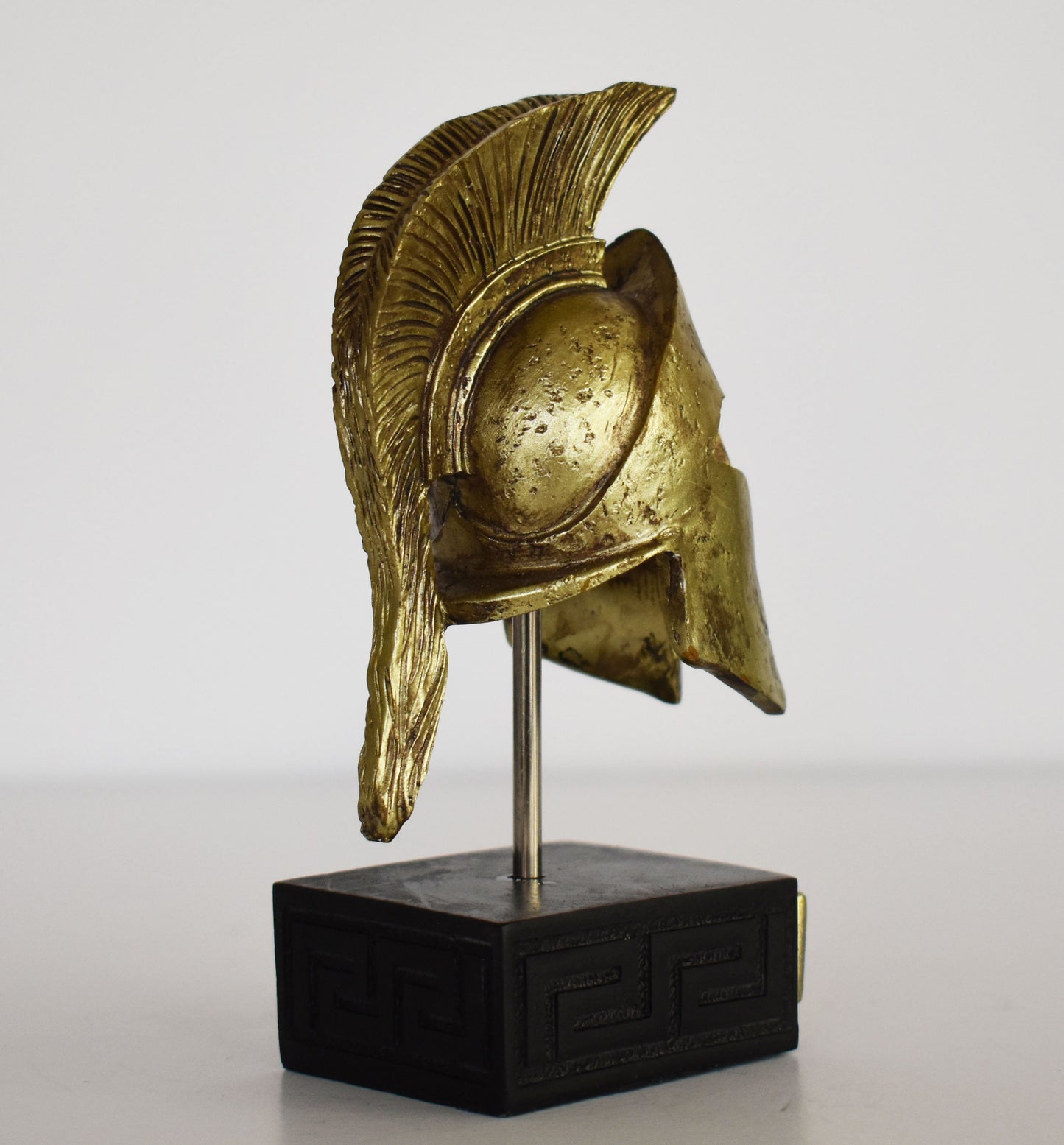Ancient Greek Spartan Corinthian Helmet - Leonidas - Physical Battle Protection - Museum Reproduction - Polyresin Statue