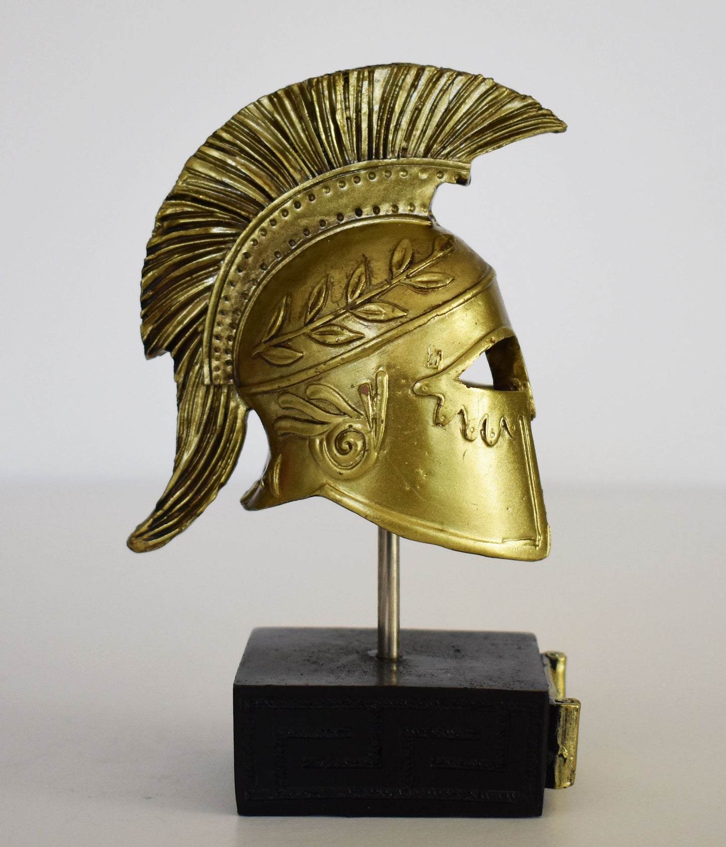 Ancient Greek Spartan Corinthian Helmet -  Physical Battle Protection - Symbol of Status - Museum Reproduction - Polyresin Statue