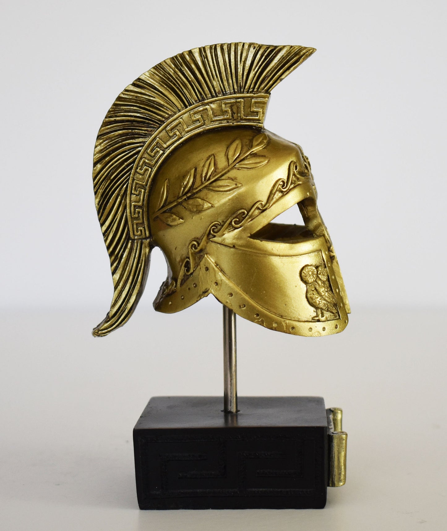Ancient Greek Spartan Corinthian Helmet - Warrior - Physical Battle Protection - Museum Reproduction - Polyresin Statue