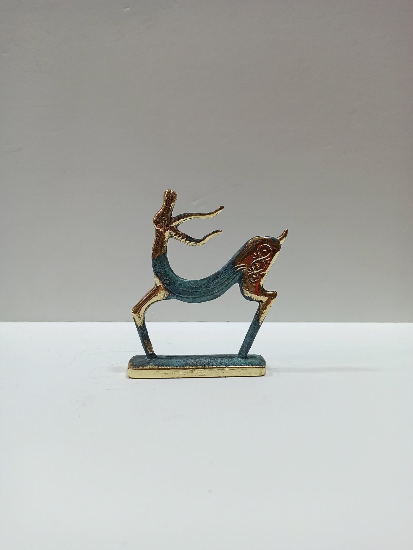 Deer - Symbol of Gentleness and Heart Intelligence - Their energy can help to work toward with goals - pure bronze statue