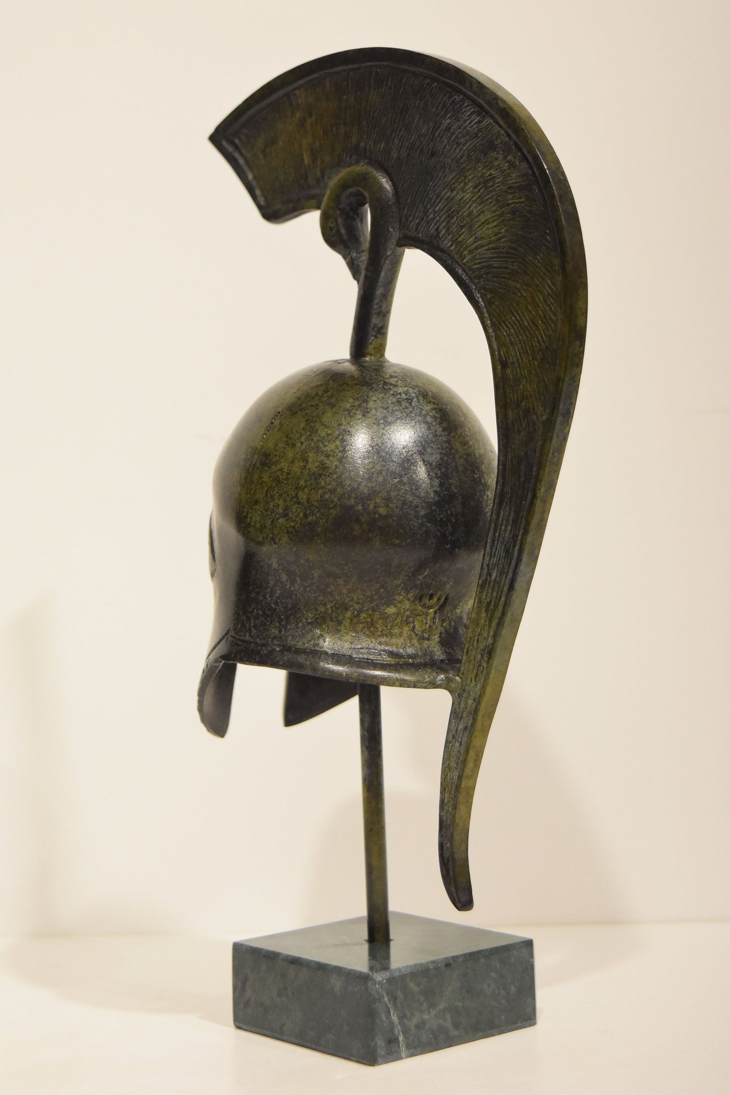 Ancient Greek Spartan Corinthian Helmet - Battle, Fight, War - Classic Period - Marble Base - Museum Reproduction - Pure Bronze Statue
