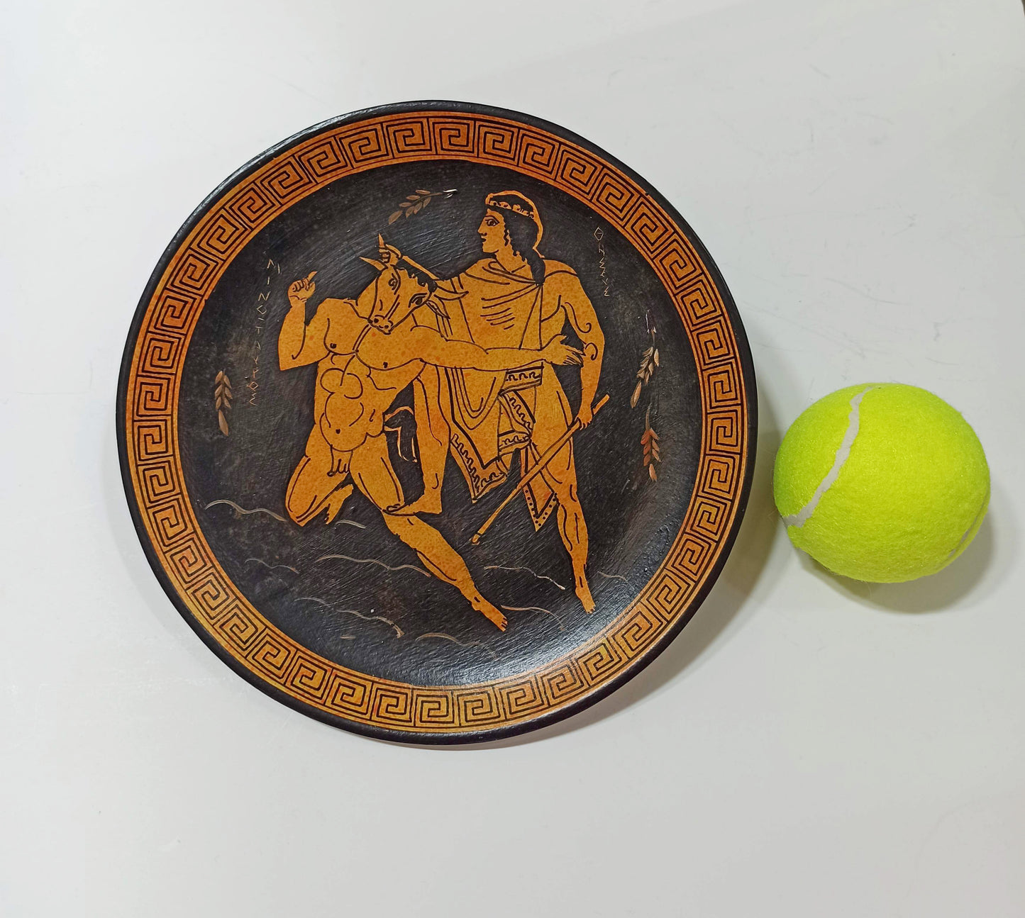 Theseus and the Minotaur - Fight in the Labyrinth of Crete - Hero against Beast- Ceramic plate - Handmade in Greece