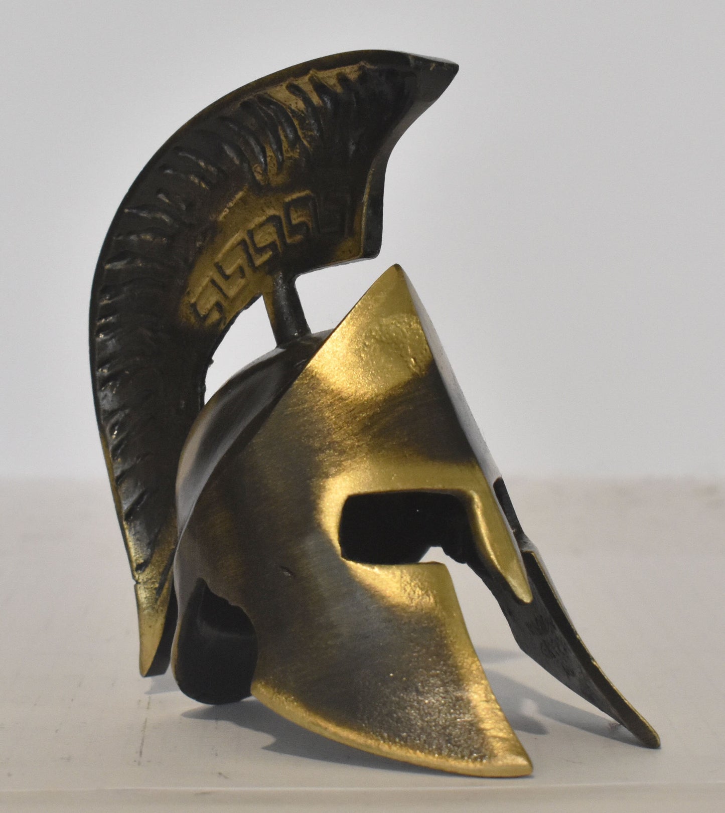 Leonida's Helmet - King of Sparta - Battle of Thermopylae - 300 Spartans - pure bronze  statue