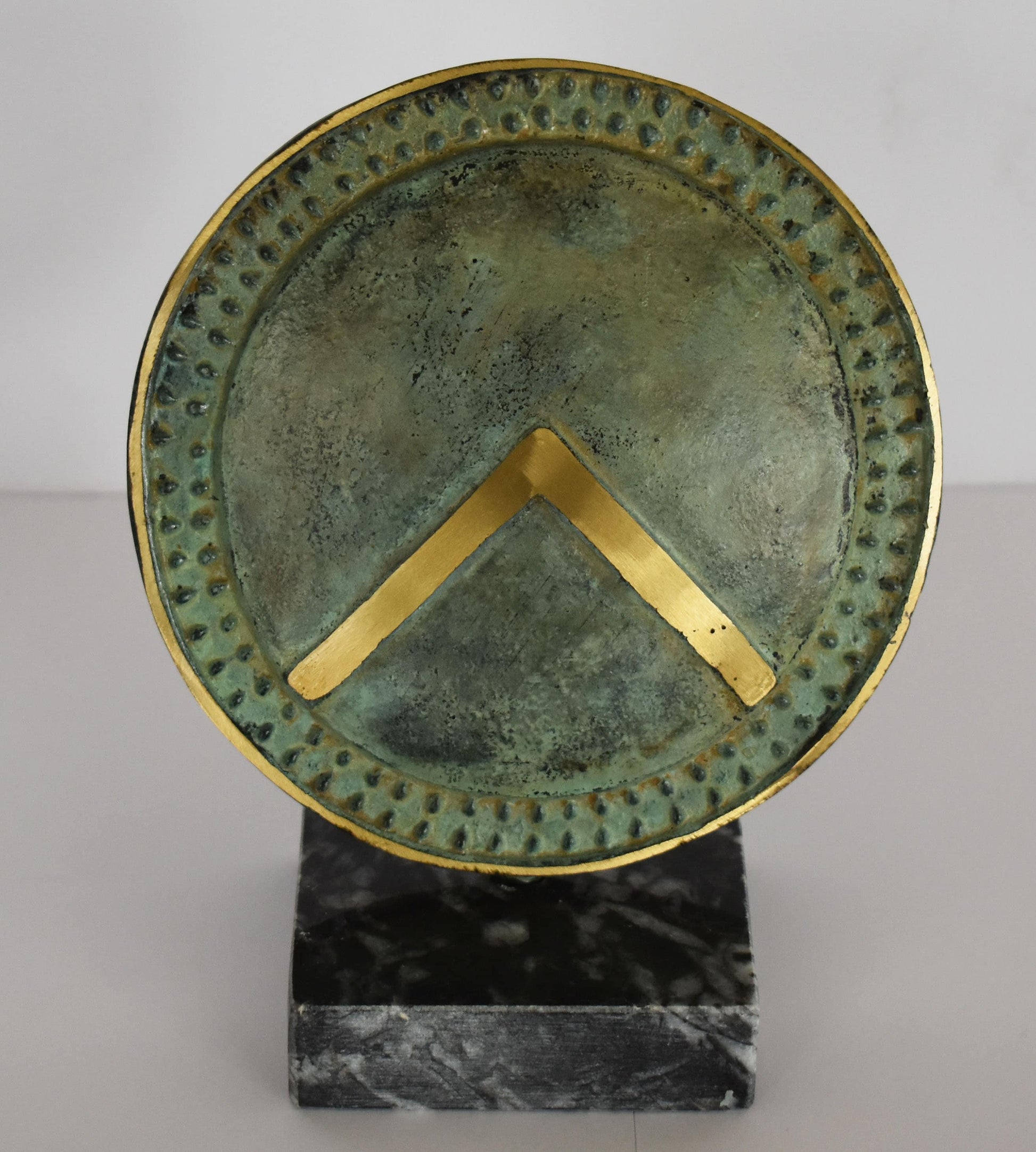 Ancient Greek Spartan Shield - Λ symbol - King Leonidas, 300 - Battle ...