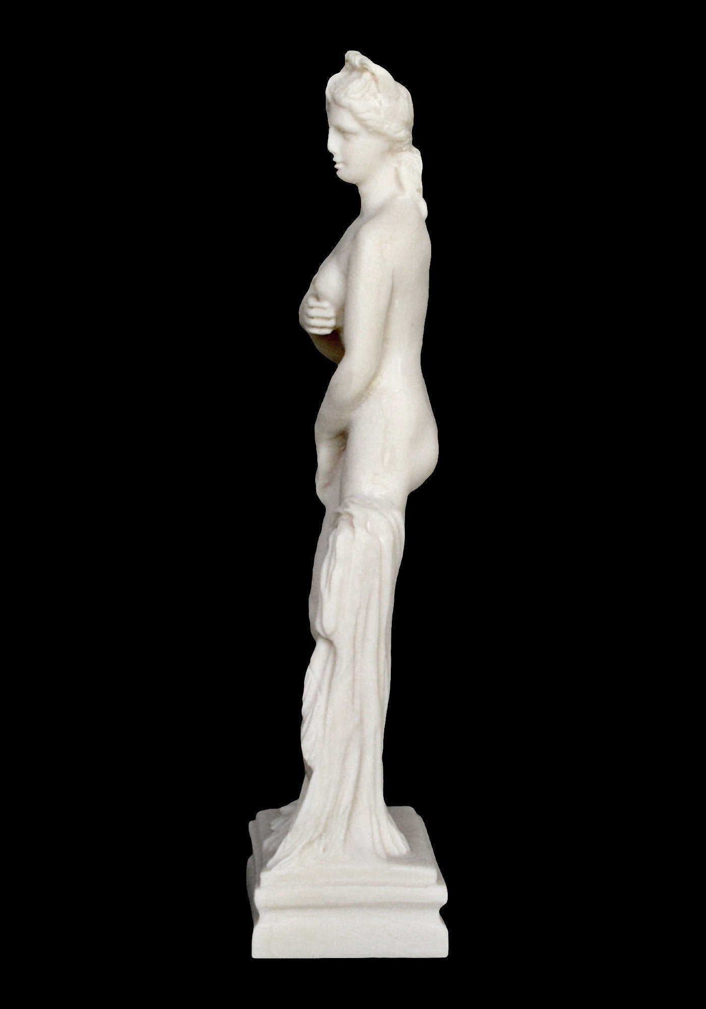 Kore - Female Figure, Always of a Young Age - Free-Standing Sculpture of the Ancient Greek Archaic Period - Alabaster Statue Sculpture