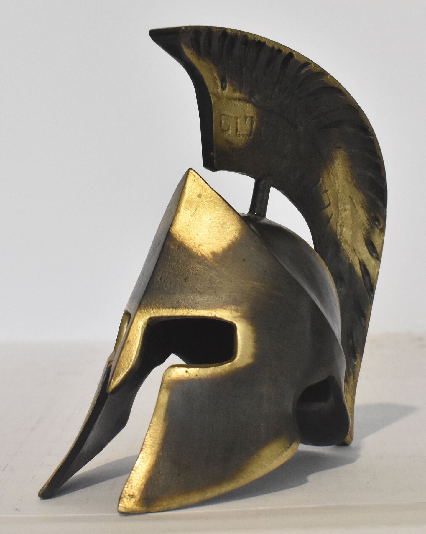 Leonida's Helmet - Spartan king - Battle of Thermopylae - 300 Spartans - come and get them - pure bronze  statue