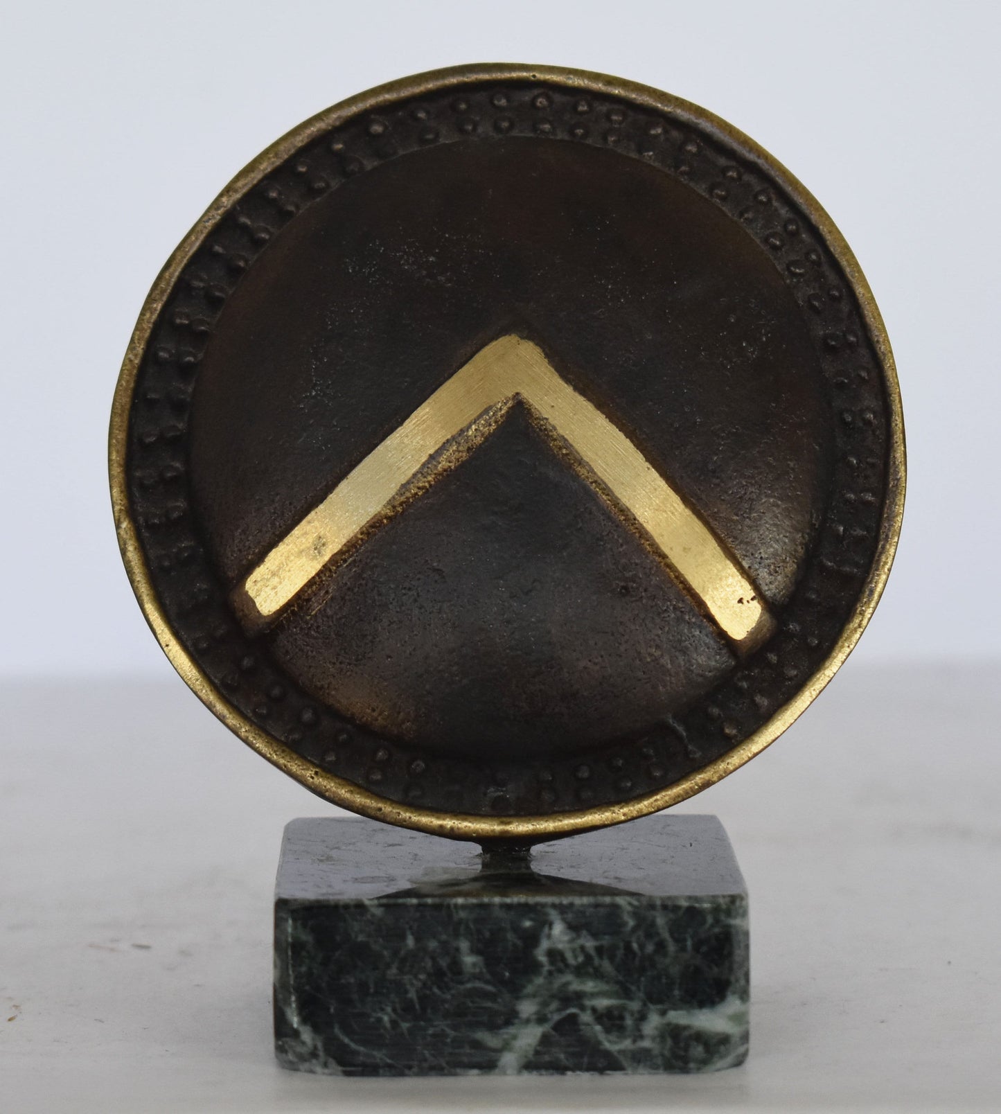 Ancient Greek Spartan Shield - Λ symbol - King Leonidas and 300 - Battle - marble base - Museum Replica - pure Bronze Sculpture