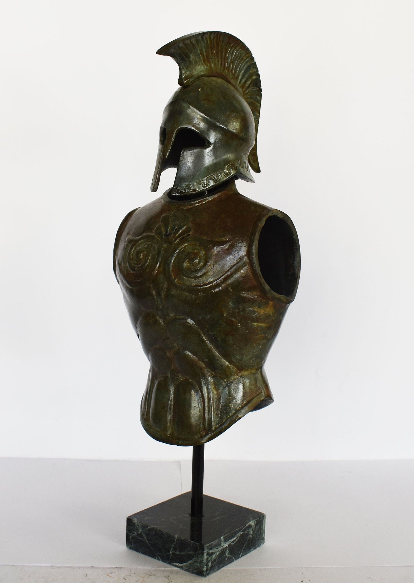 Spartan hoplite's armor, panoply - Army - battle of Thermopylae - King Leonidas and 300 - marble base - pure Bronze Sculpture