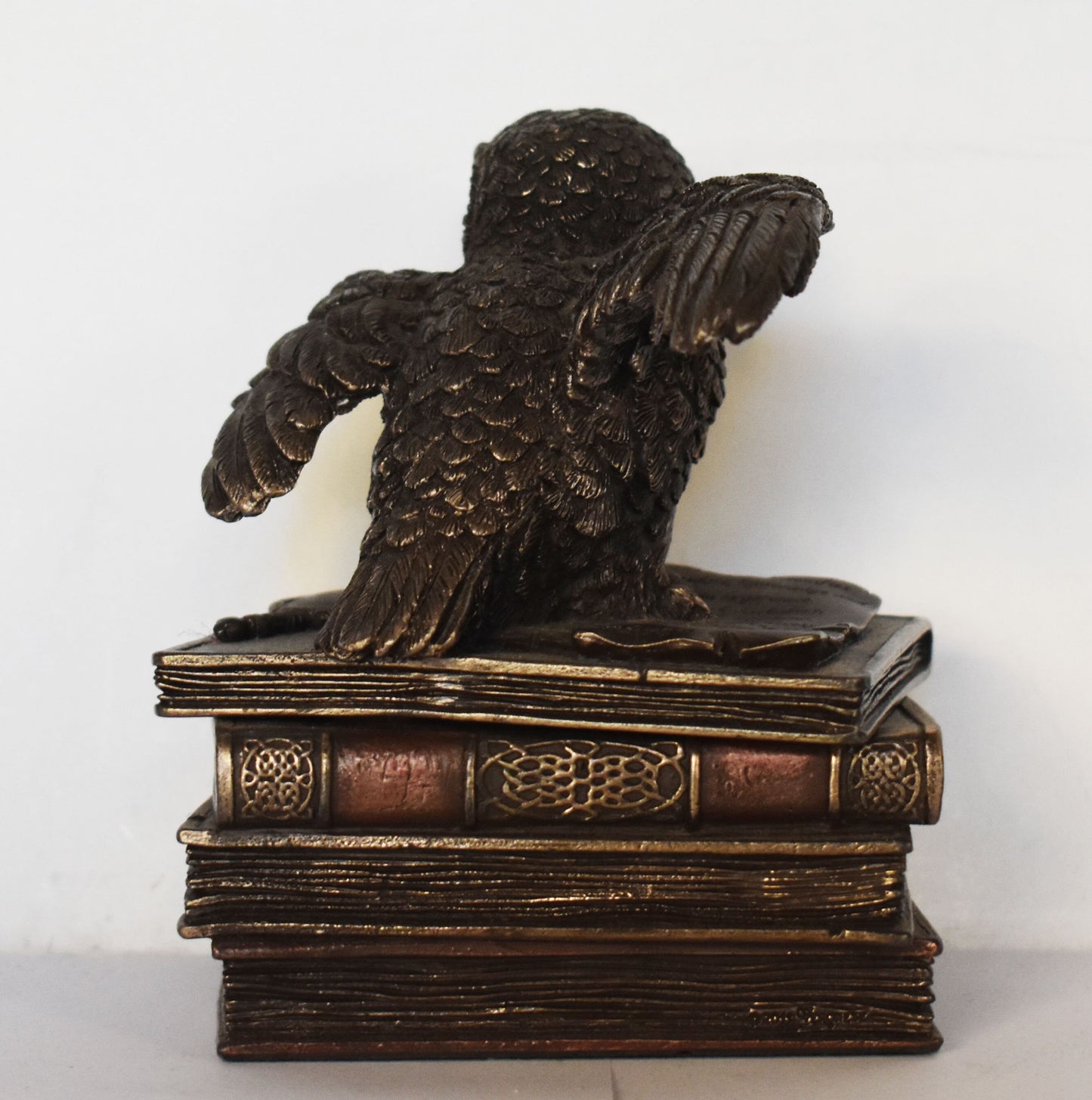 Owl Of Wisdom, good luck and Knowledge - Symbol of Goddess Athena Minerva - Ancient Greece - Jewelry Box - Cold Cast Bronze Resin