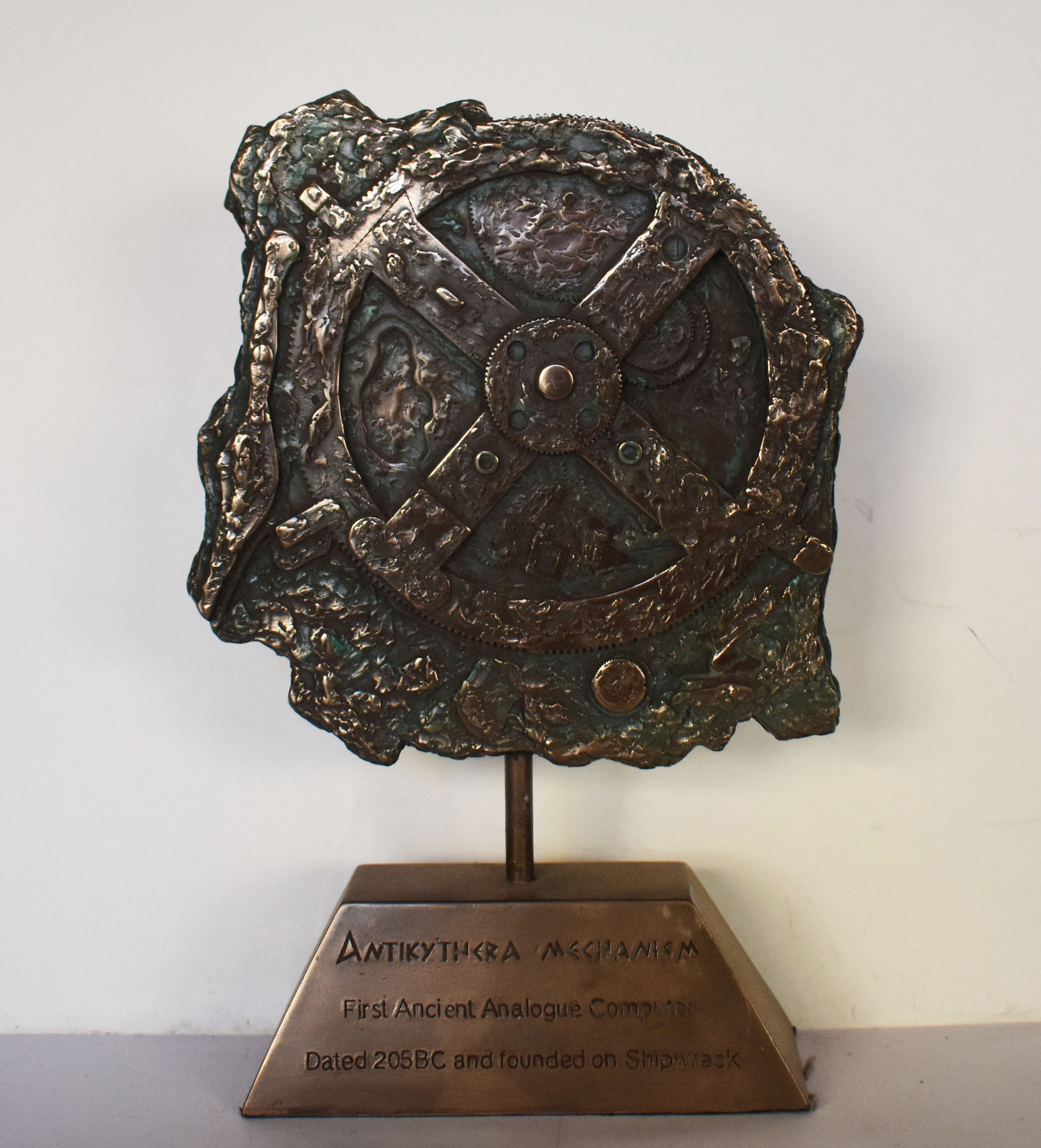 Antikythera Mechanism - The Ancient Greek Analogue Computer - Museum R ...