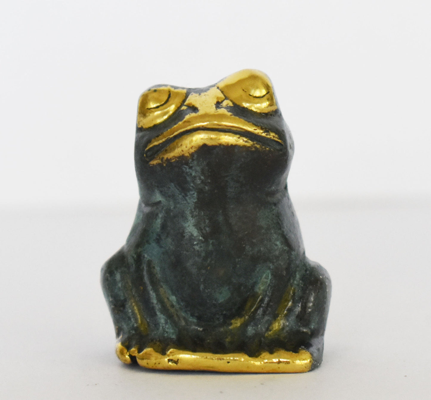 Frog - Subject of Fable Attributed to Aesop - Symbol of Fertility, Harmony and Licentiousness - Miniature - pure bronze  statue