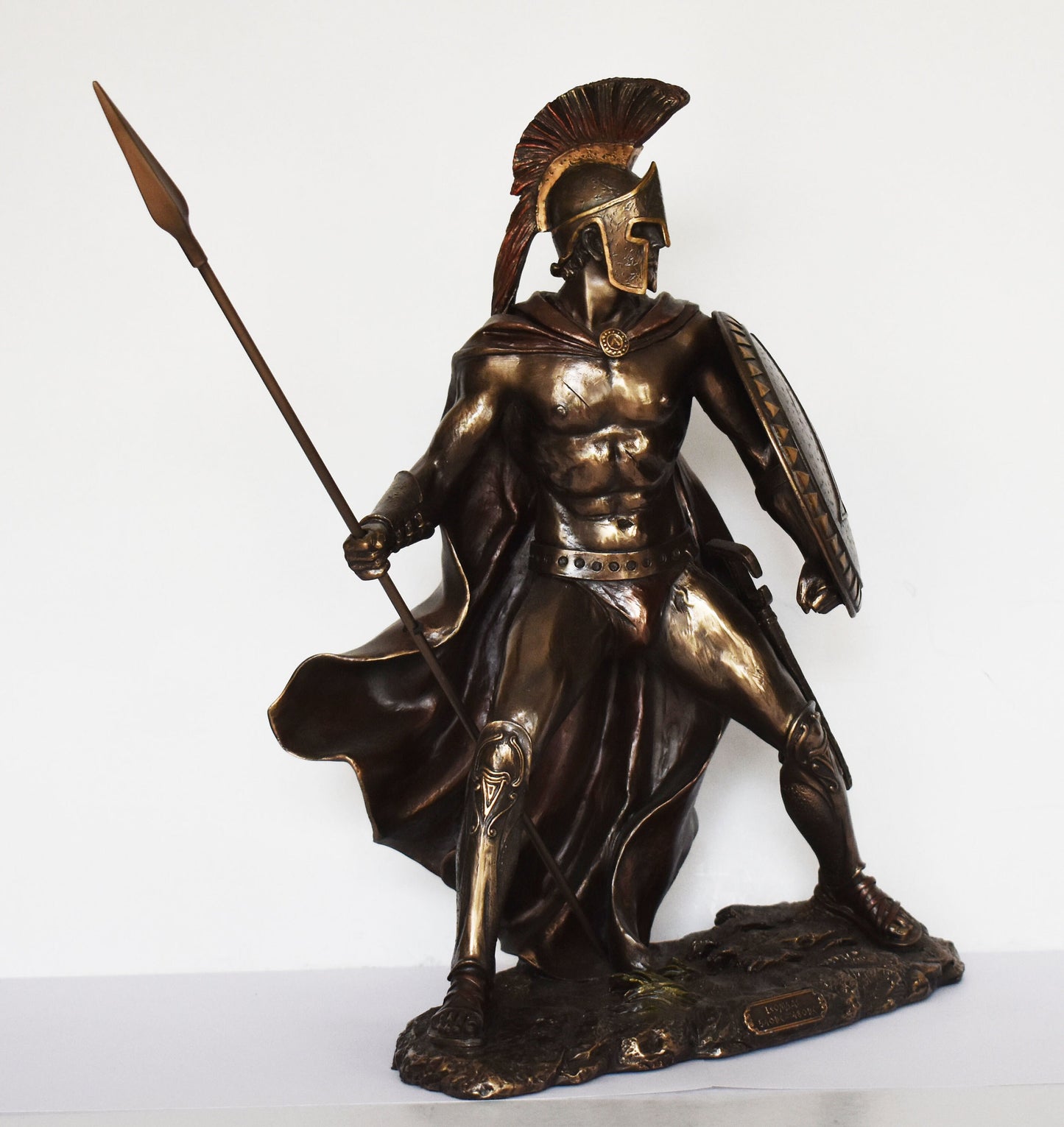 Leonidas - Spartan King - Leader of 300 - Battle of Thermopylae - 480 BC -  heroism and devotion - Molon Labe - Cold Cast Bronze Resin