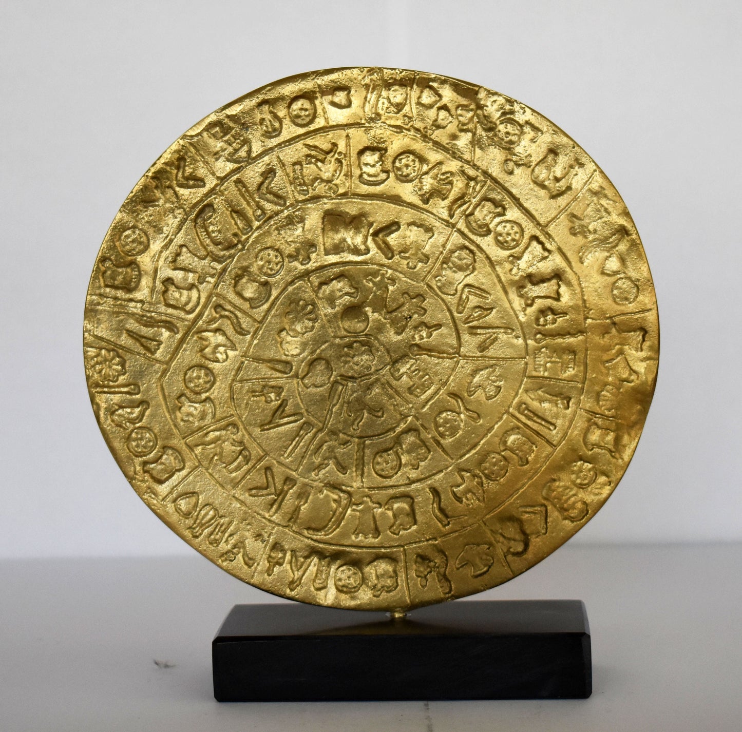 Phaistos Disc - Minoan Bronze Age - 2000 BC - A Lost Message from Ancient Greece - Crete Island - Museum Reproduction - pure bronze  statue