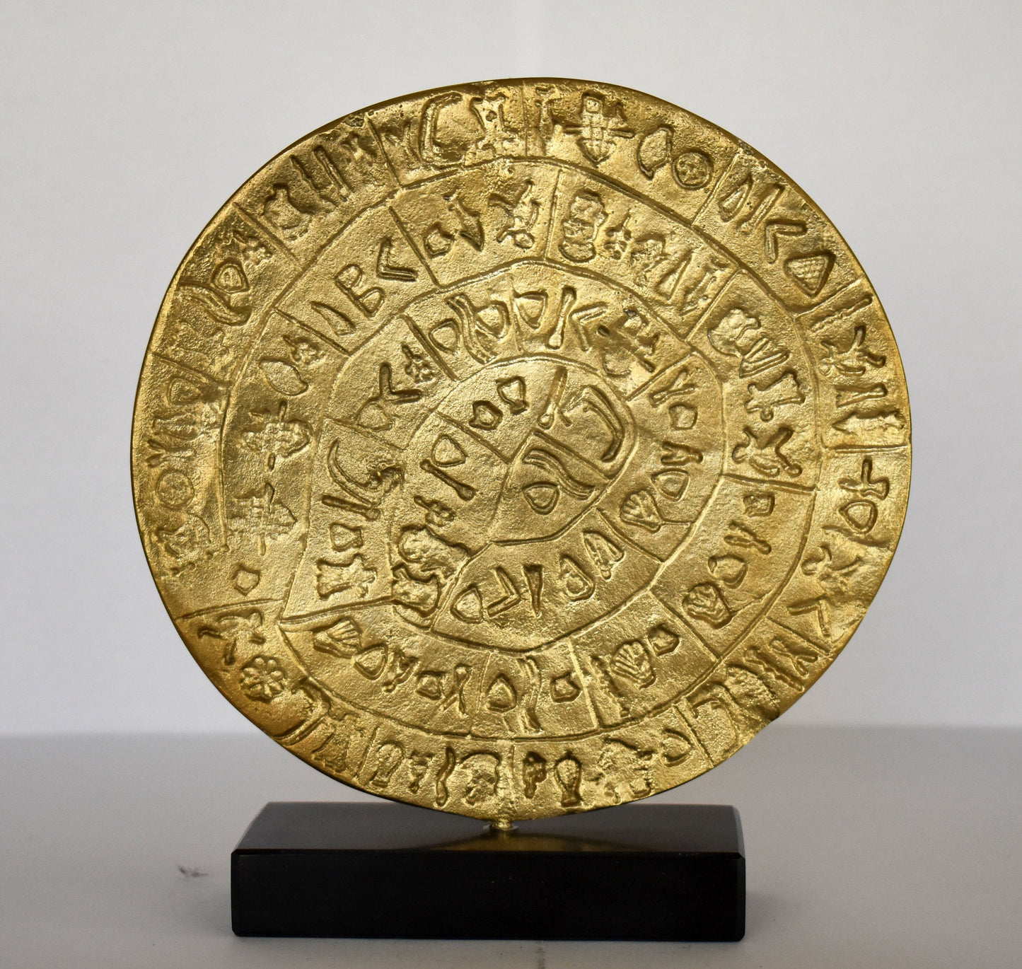 Phaistos Disc - Minoan Bronze Age - 2000 BC - A Lost Message from Ancient Greece - Crete Island - Museum Reproduction - pure bronze  statue