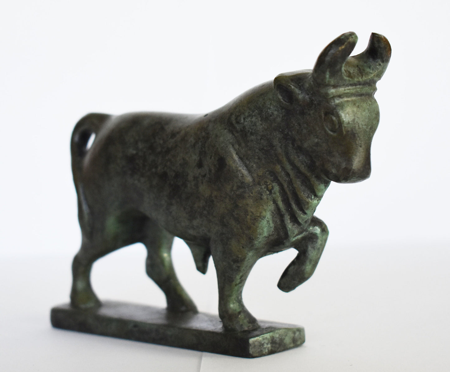 Minoan Bull - Knossos Palace - Crete - Symbol of Cosmic Energy, Forces of Life and Death, Pillars of the universe -Small -Pure Bronze Statue