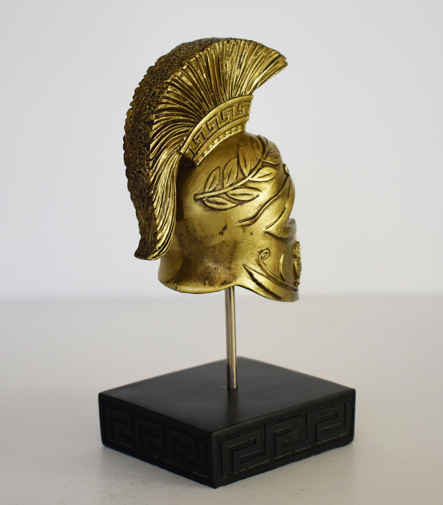Ancient Greek Spartan Corinthian Helmet - Large opening for the Face and prominent fixed Cheekpieces - Museum Replica - Polyresin Statue