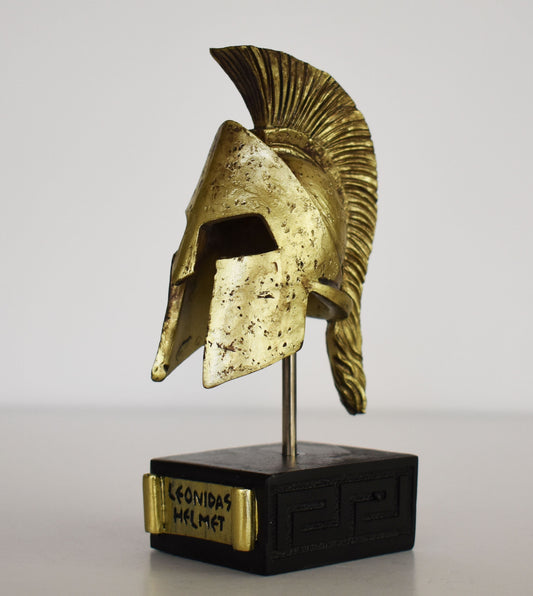 Ancient Greek Spartan Corinthian Helmet - Leonidas - Physical Battle Protection - Museum Reproduction - Polyresin Statue