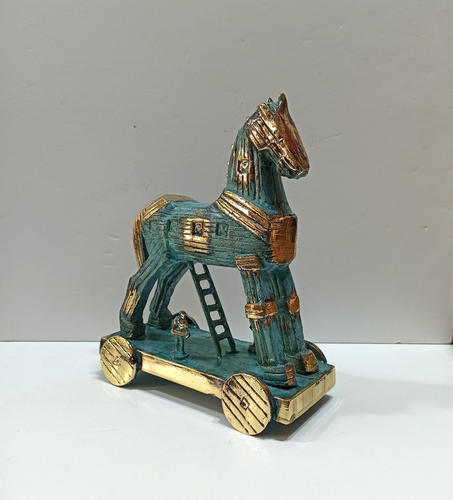 Trojan Horse on Wheels - Hollow Greek Horse - Trojan War - Homer’s Iliad - pure bronze statue