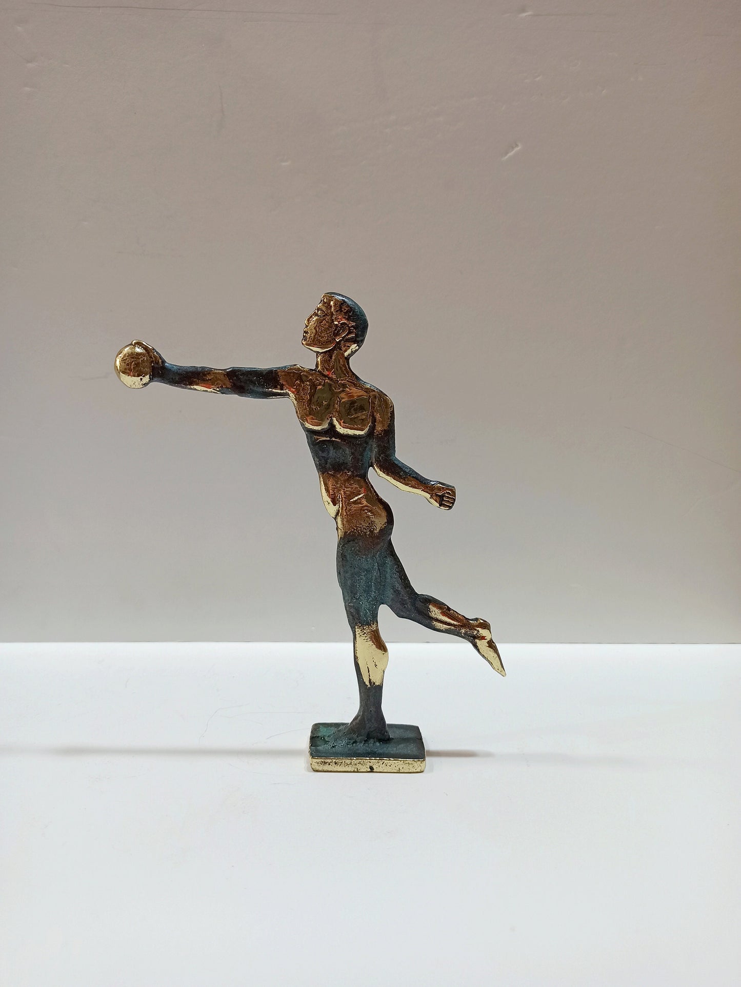 Thrower - Ancient Greek Olympic Games- pure Bronze Sculpture