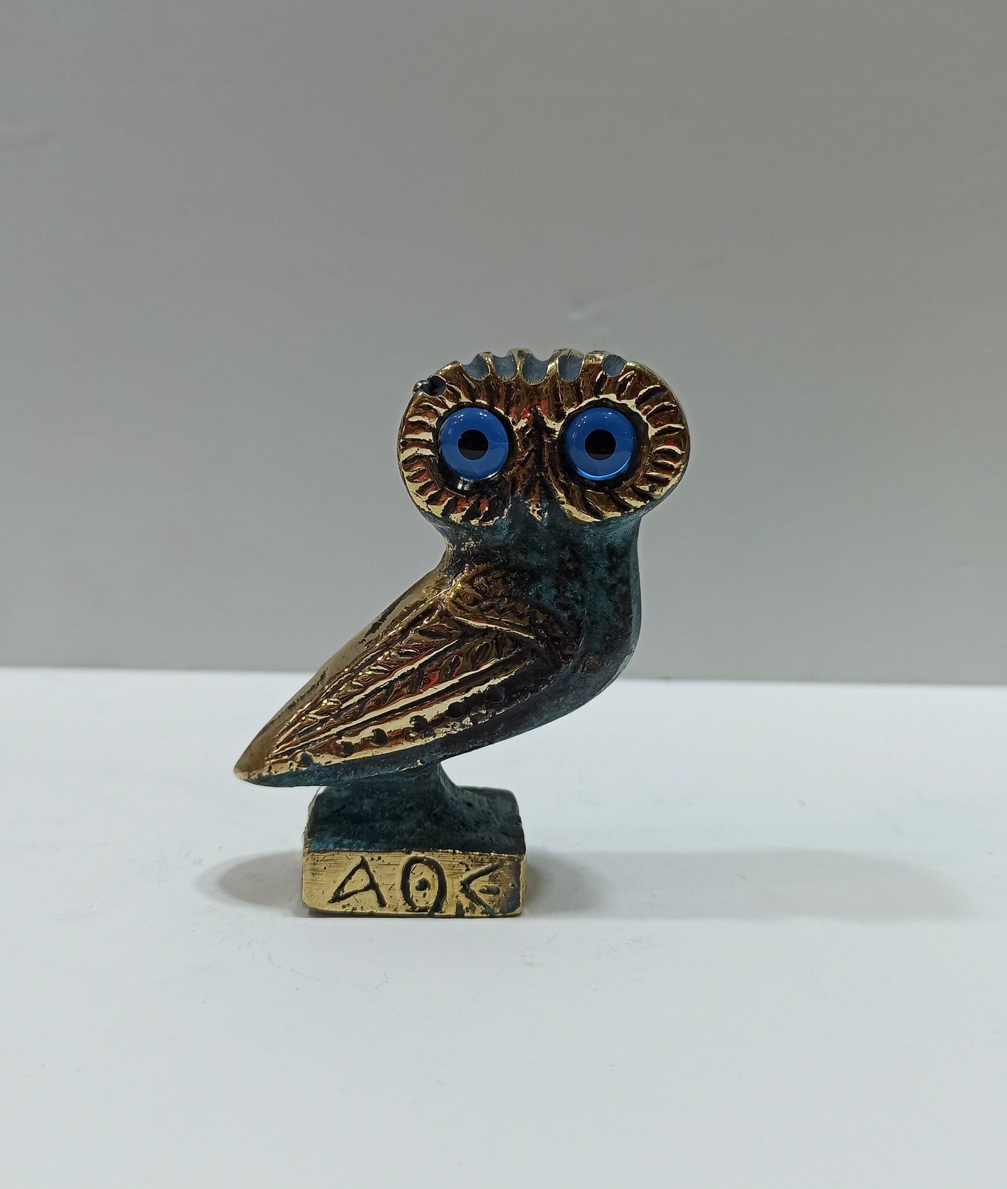 Owl of Wisdom and Intelligence - Symbol of Goddess Athena Minerva - her favourite feathered creature - Ancient Greece - pure bronze  statue